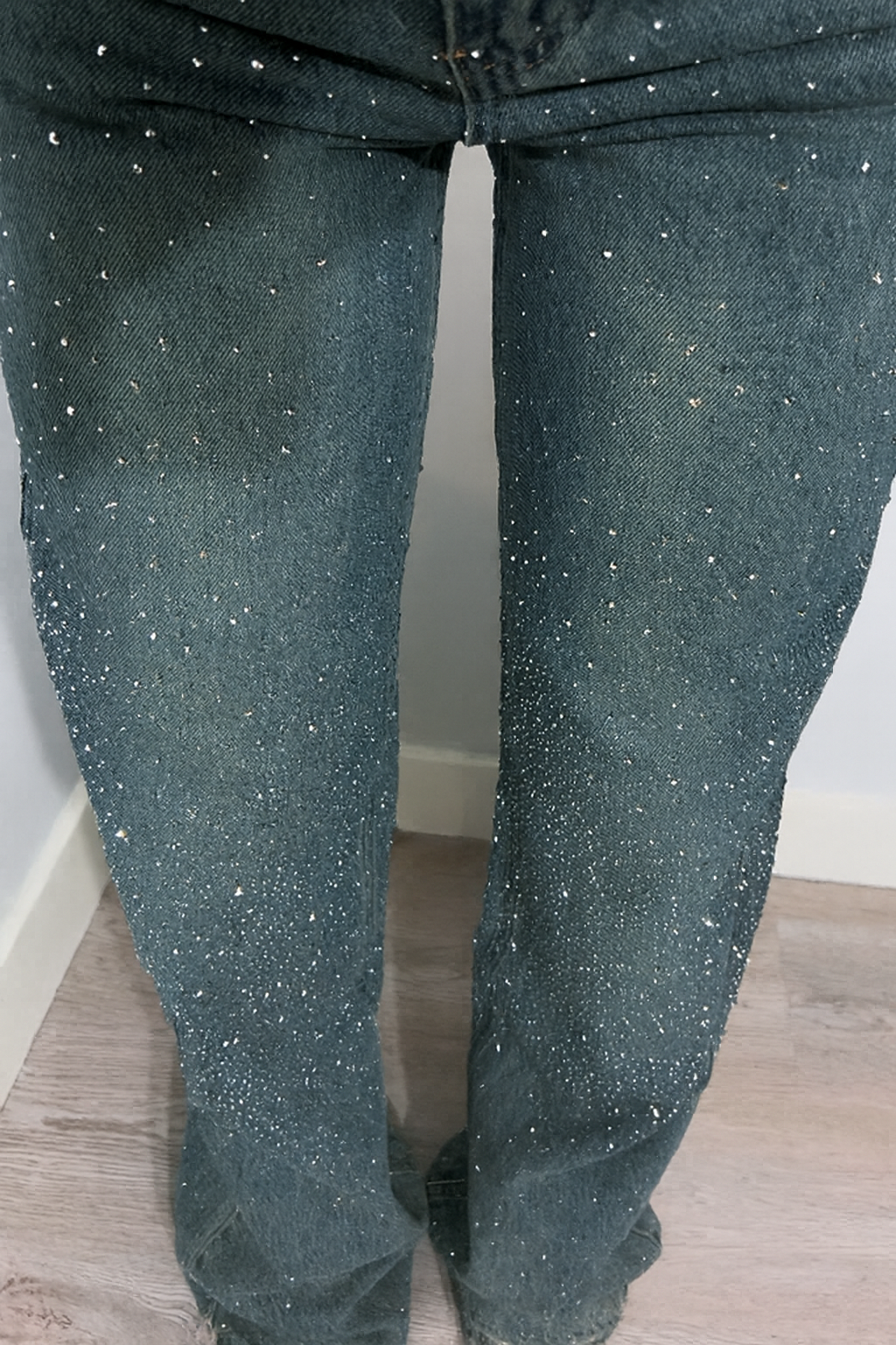 Women’s High-Waisted Jeans with Glitter Details