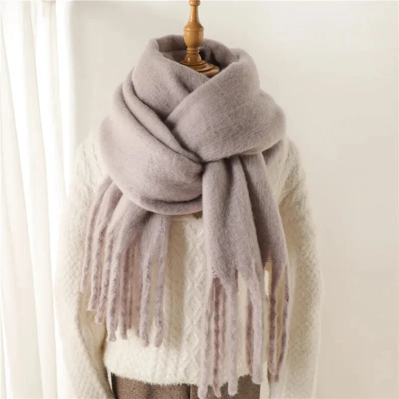 Long Elegant Women’s Winter Scarf with Fringe Detailing