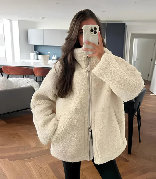 Oversized Women’s Teddy Jacket with Zipper and High Collar for Winter