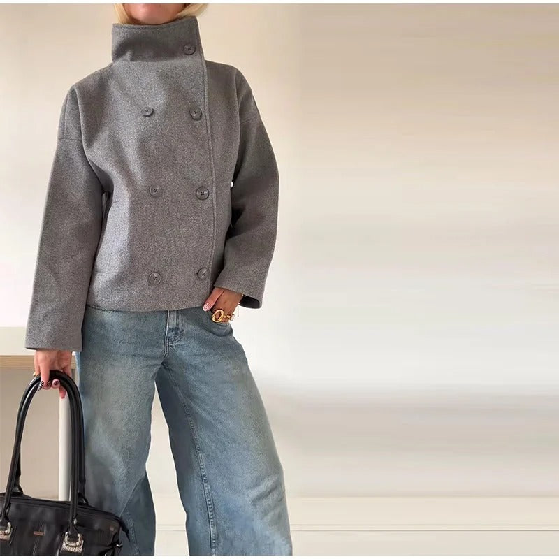 Stylish Women’s Coat with High Collar and Double-Breasted Design