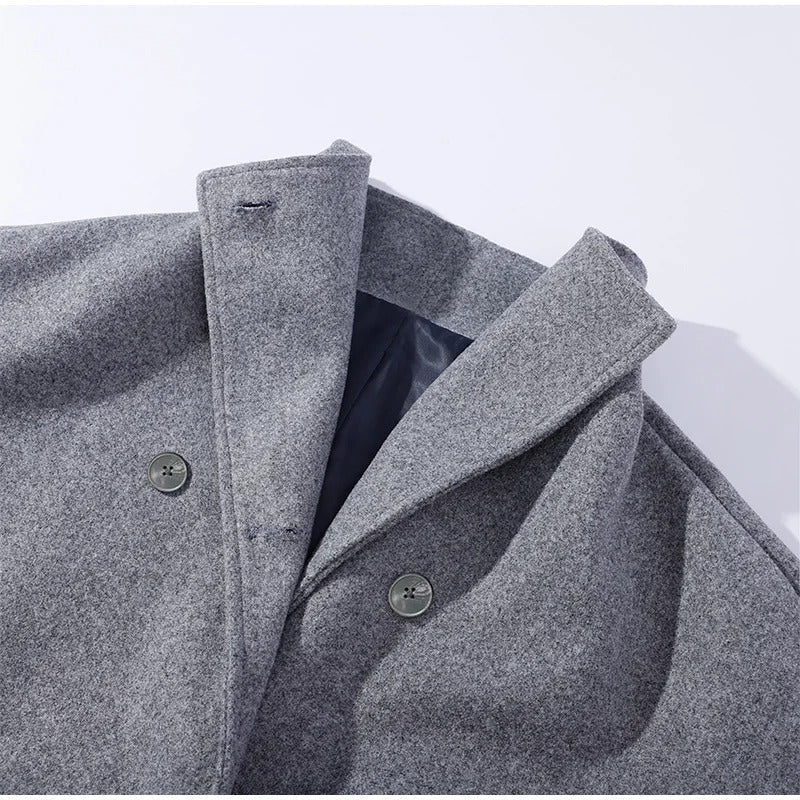 Stylish Women’s Coat with High Collar and Double-Breasted Design